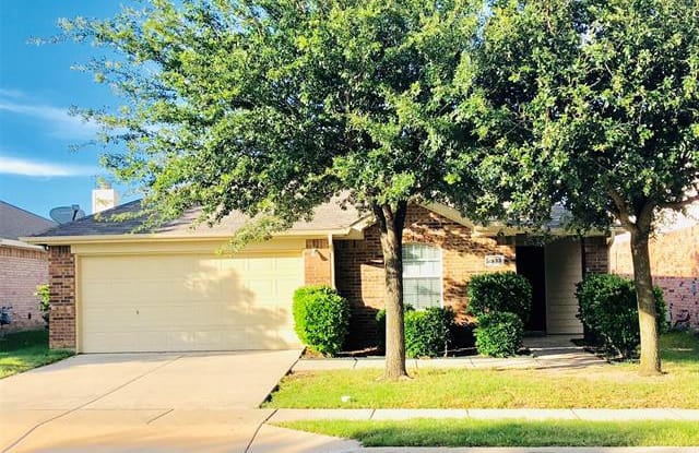 2933 Milby Oaks Drive - 2933 Milby Oaks Drive, Fort Worth, TX 76244