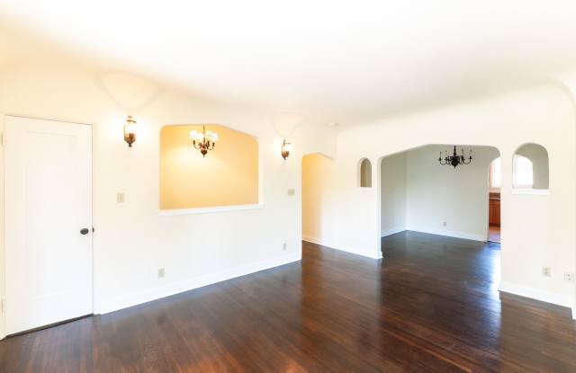 4309 KINGSWELL AVE Gallery 3