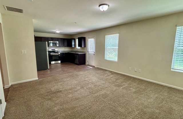 629 Carlton Pointe Drive Gallery 3