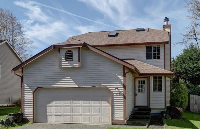 Charming 3 Bedroom Falcon Ridge Home with Great Back Yard! - 2058 Southeast 8th Place, Renton, WA 98055