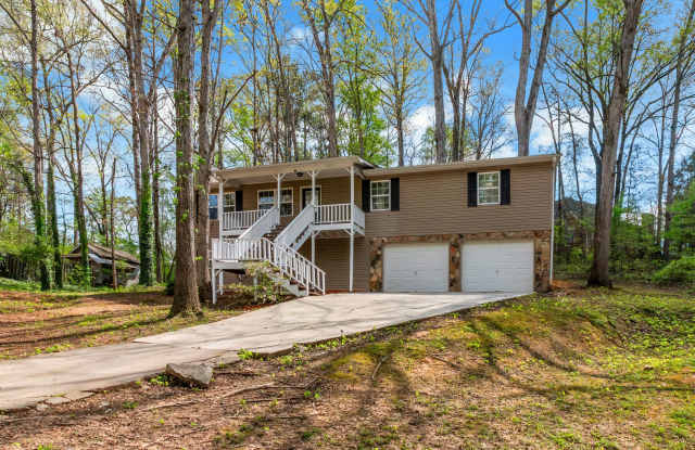 Charming 3 Bedroom / 2 Bath with Finished Basement! photos photos