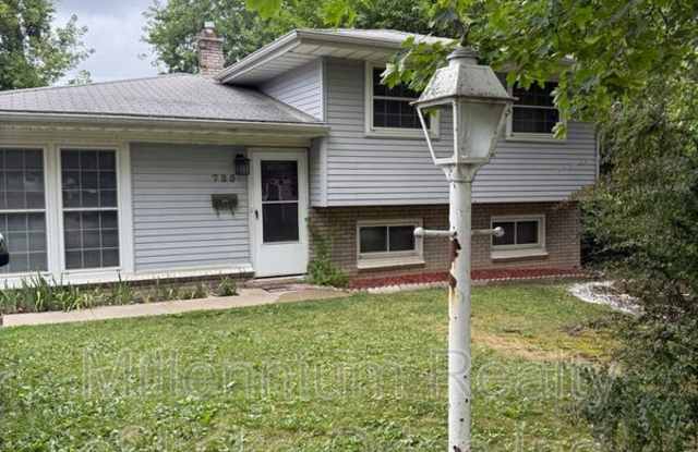 725 4th Ave photos photos