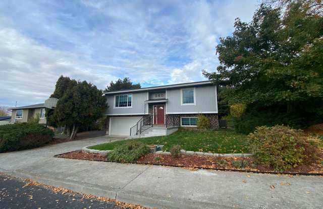 3 Bedroom | 2 Bath Home in The Dalles photos photos