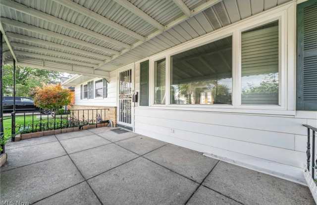 2640 Carmen Drive Gallery 3