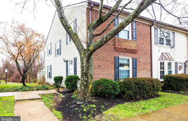 5740 INDEPENDENCE CIRCLE - 5740 Independence Circle, Lincolnia, VA 22312