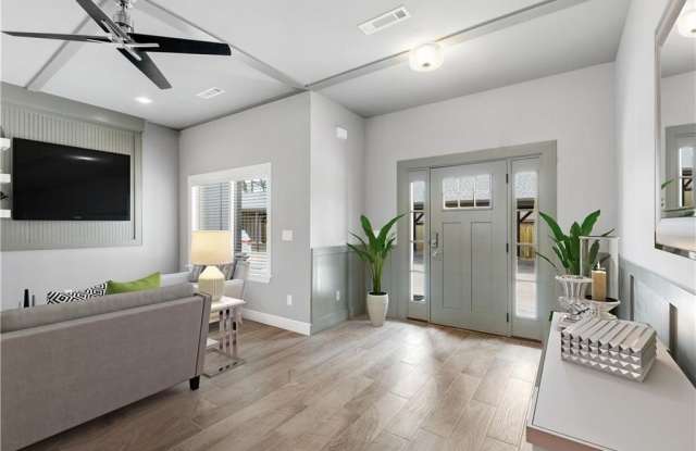 404 NW Retreat Lane Gallery 3