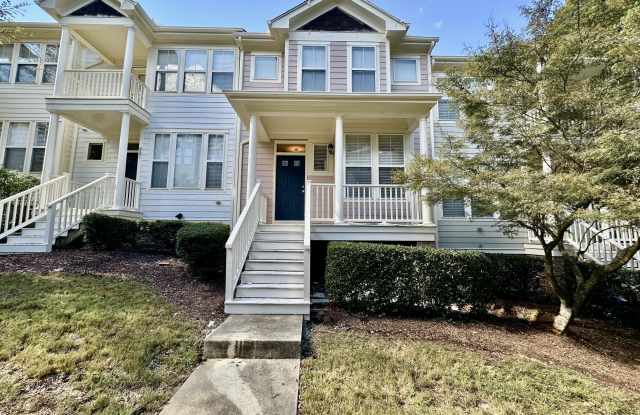 523 Village Loop Drive Gallery 1
