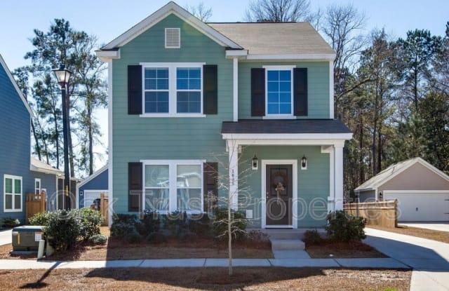 1605 Valley Oak Road photos photos
