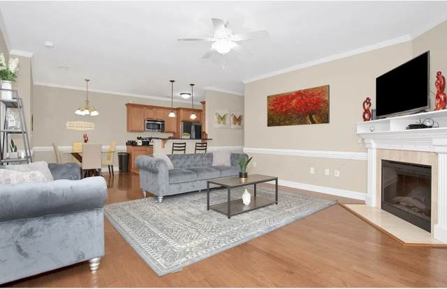 1922 Harcourt Circle - 101Unit 101 Gallery 1