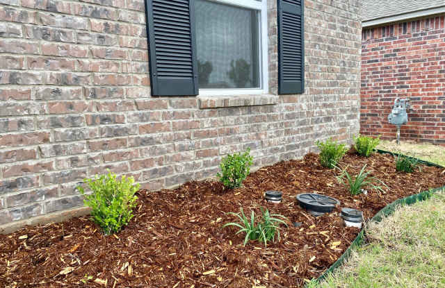 Wonderful 3 bed 2 bath in SW OKC Gallery 1