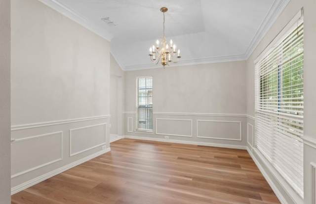 4664 Wales Drive Gallery 4