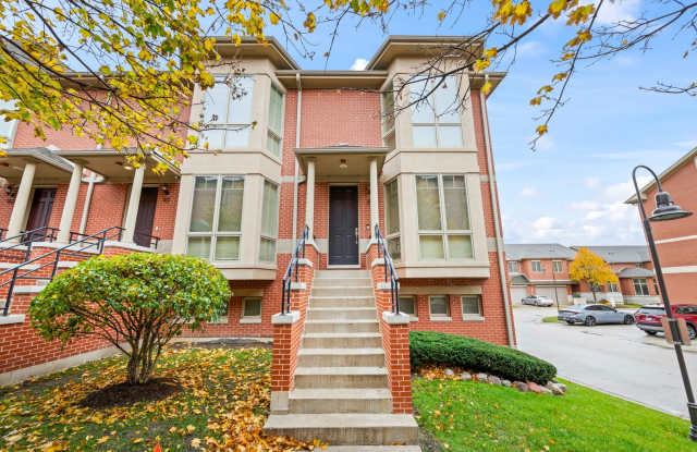 86 Legacy Lane - 86 Legacy Lane, Wheeling, IL 60090