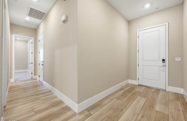 10103 Redwood Desert Drive Gallery 3