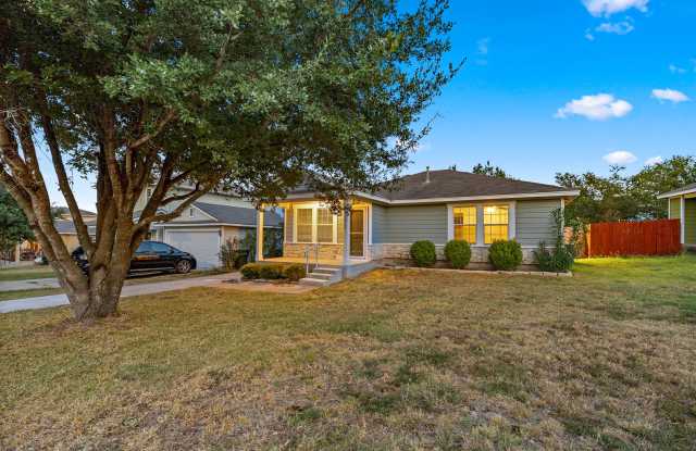 Stunning 2 bedrooms, 2 bathrooms home in Manor!!! Gallery 3
