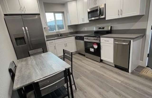 10421 El Centro photos photos