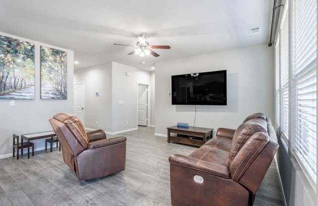 6907 Capstone Rd Gallery 4