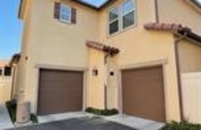 2440 Trojan Way - 2440 Trojan Way, Upland, CA 91786