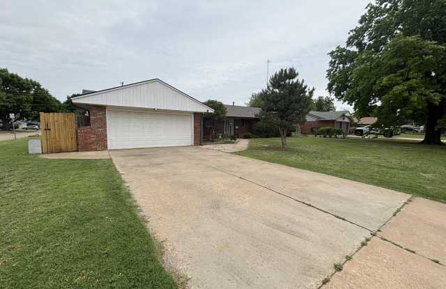 1351 Munger Gallery 1