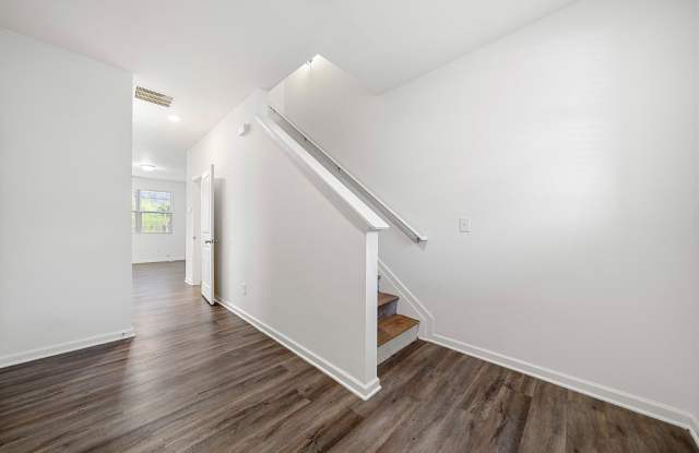 230 Grand Central Way - 1 Gallery 2