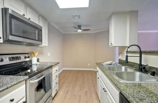 12023 Alta Carmel Ct Unit 256 photos photos