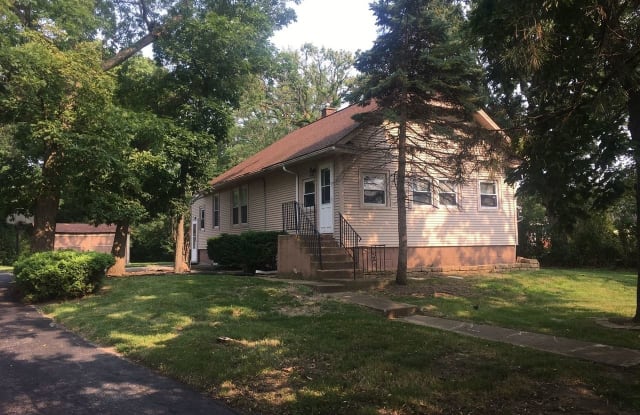 1725 York Rd - 1725 York Road, Oak Brook, IL 60523