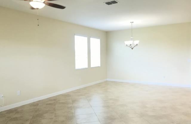 7381 Fairgrove Ave Gallery 2