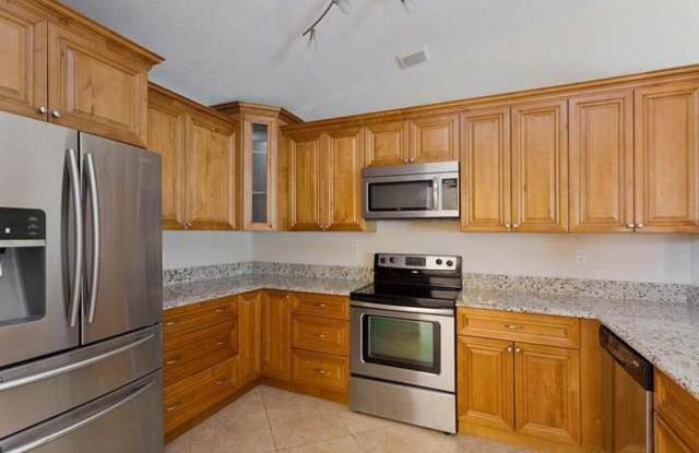 39 Mayfair Lane, Boynton Beach, FL 33426 photos photos