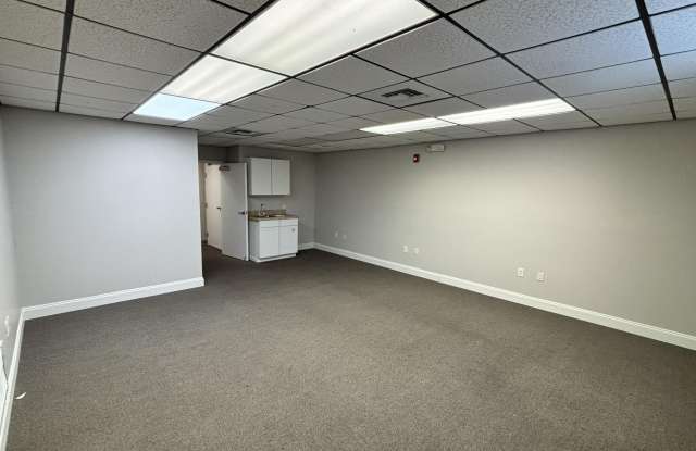 103 Lewis Gallery 4