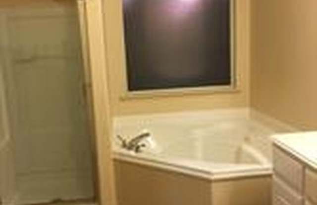 28922 Village Creek Loop Gallery 4