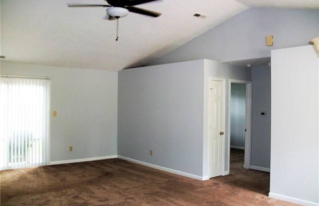 11340 CHERRY TREE Way Gallery 2
