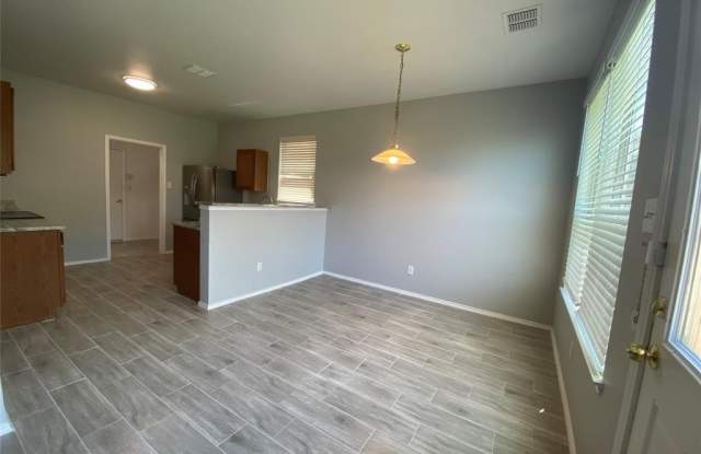 11509 Petunia Drive Gallery 4