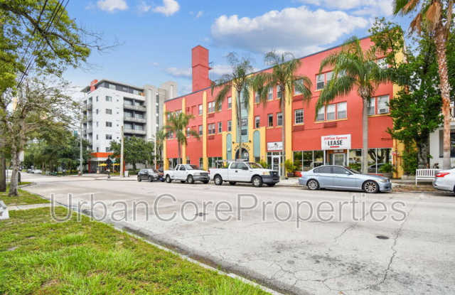 5th Avenue Lofts - 216 5th Avenue North, St. Petersburg, FL 33701
