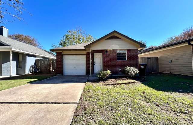 Bright and Comfortable 3BR/2BA Home with Garage  Backyard - 2205 Jasmine Path, Round Rock, TX 78664