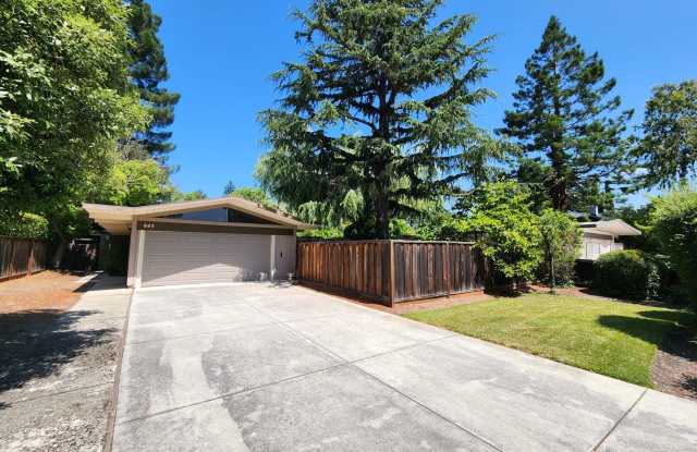 843 Marshall Drive Gallery 2
