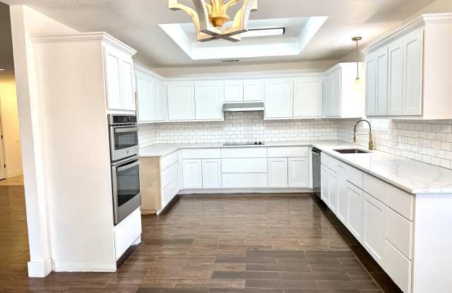 1608 Southern Hills Drive Gallery 2