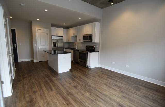 3833 North Broadway photos photos