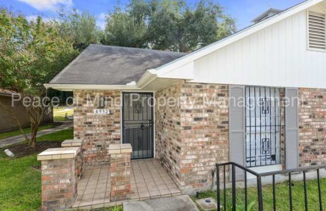 4932 Arbor Ridge Drive Gallery 4