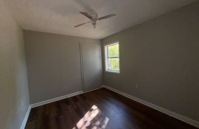 1831 Edmondson Ave Gallery 3