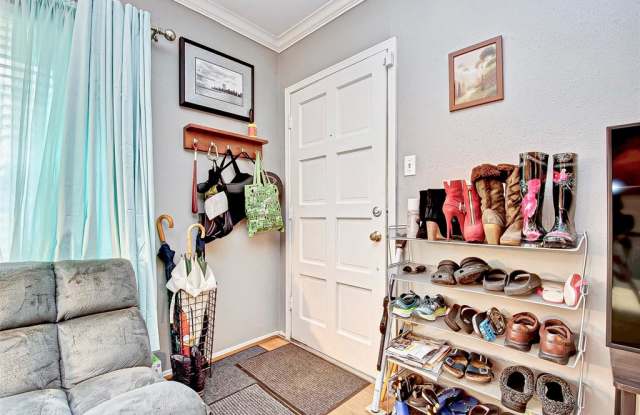 1809 Stoney Brook Drive Gallery 3