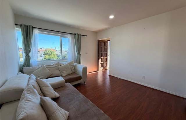 1419 Prospect Avenue photos photos