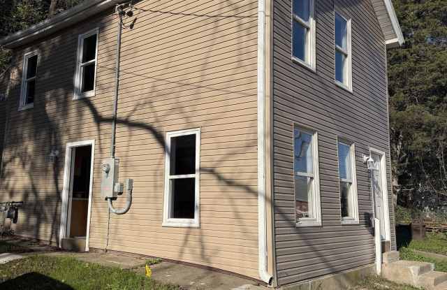 2687 Central Avenue Gallery 1