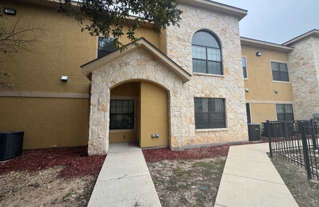 GREAT LOCATION NEAR MEDICAL  USAA | 3 BEDROOMS | 3 FULL BATHS photos photos