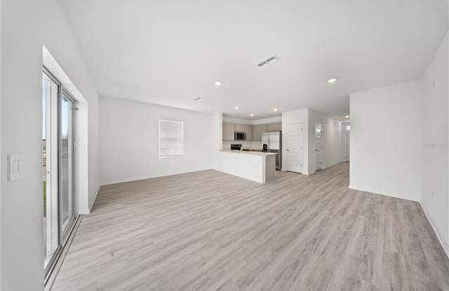 4302 BUTTERSCOTCH Circle Gallery 4