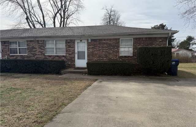 104 Connie  AVE Unit #2 photos photos