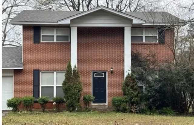 2309 West Lakeview - 2309 West Lakeview, Benton, AR 72015