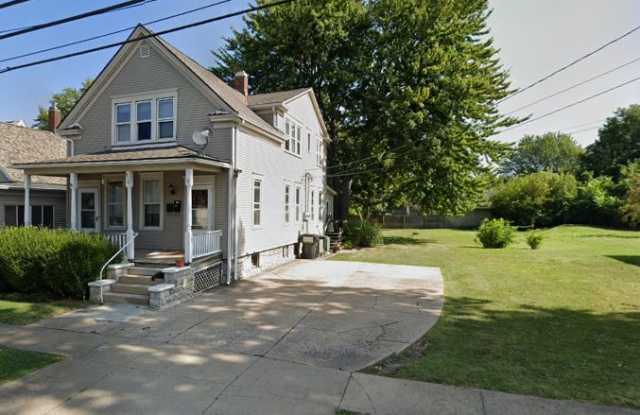 816 Fulton Street photos photos