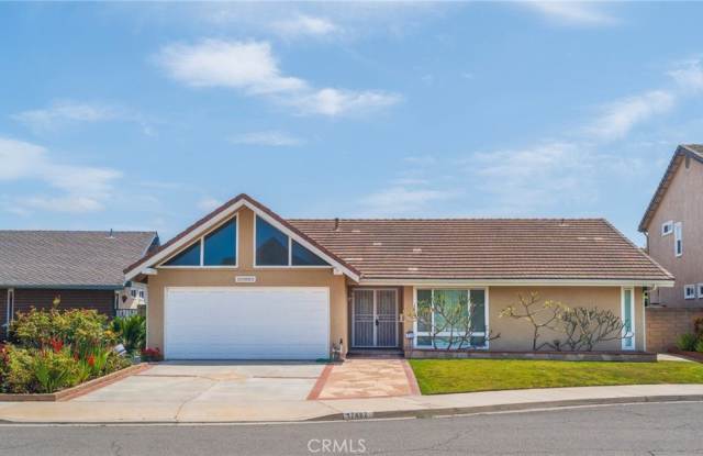 17482 Bellport Circle Gallery 4