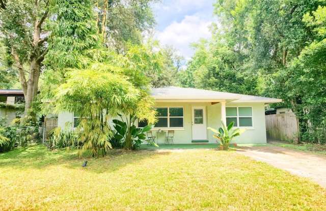 1919 AZALEA AVENUE photos photos