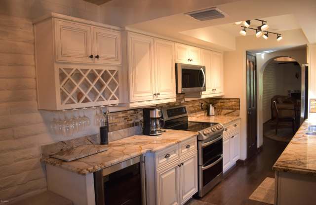 37222 N TRANQUIL Trail N Gallery 4