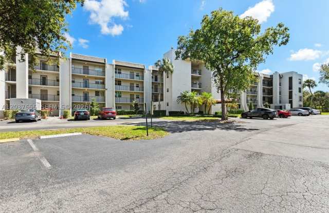9480 Poinciana Pl Gallery 1